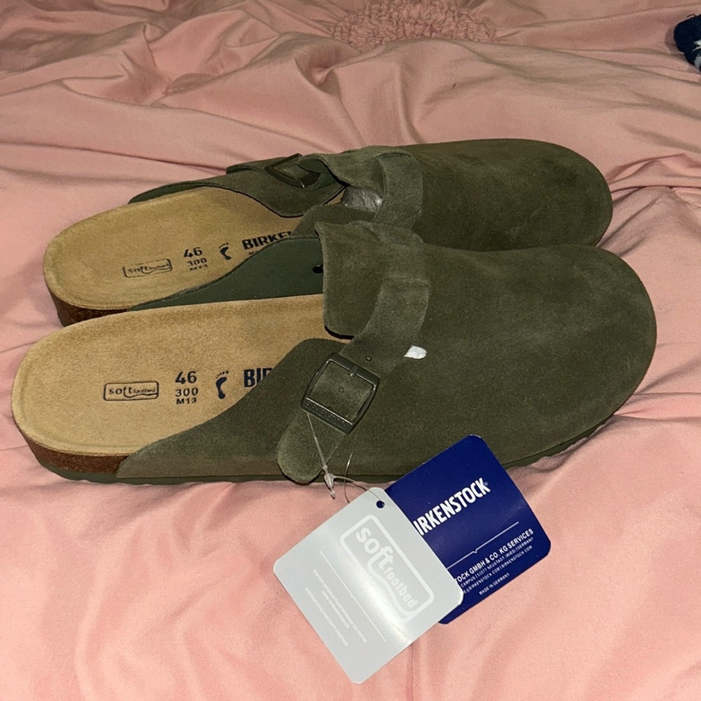 NWT suede green Birkenstocks Boston size 46